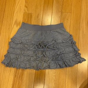 Gap skirt